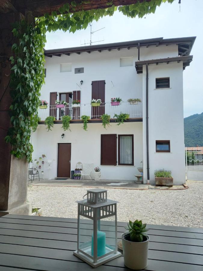La Casa Bianca Lägenhet Roe Exteriör bild