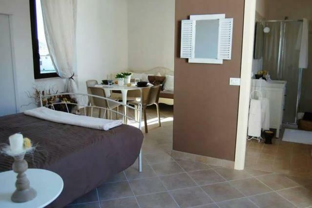 La Casa Bianca Lägenhet Roe Exteriör bild